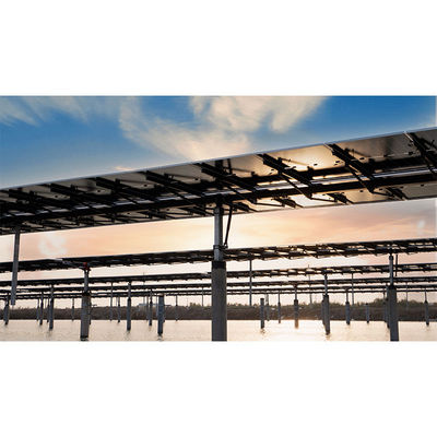 Installazione di supporto per il sistema fotovoltaico a terra